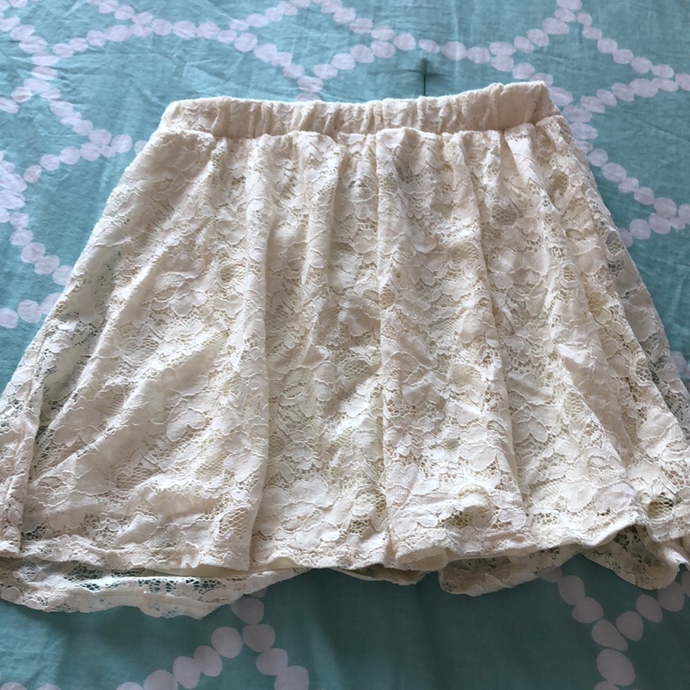 Forever 21 lace skirt